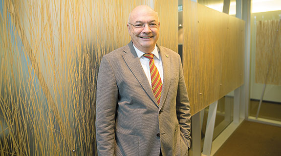 Entrepreneurial winners look abroad