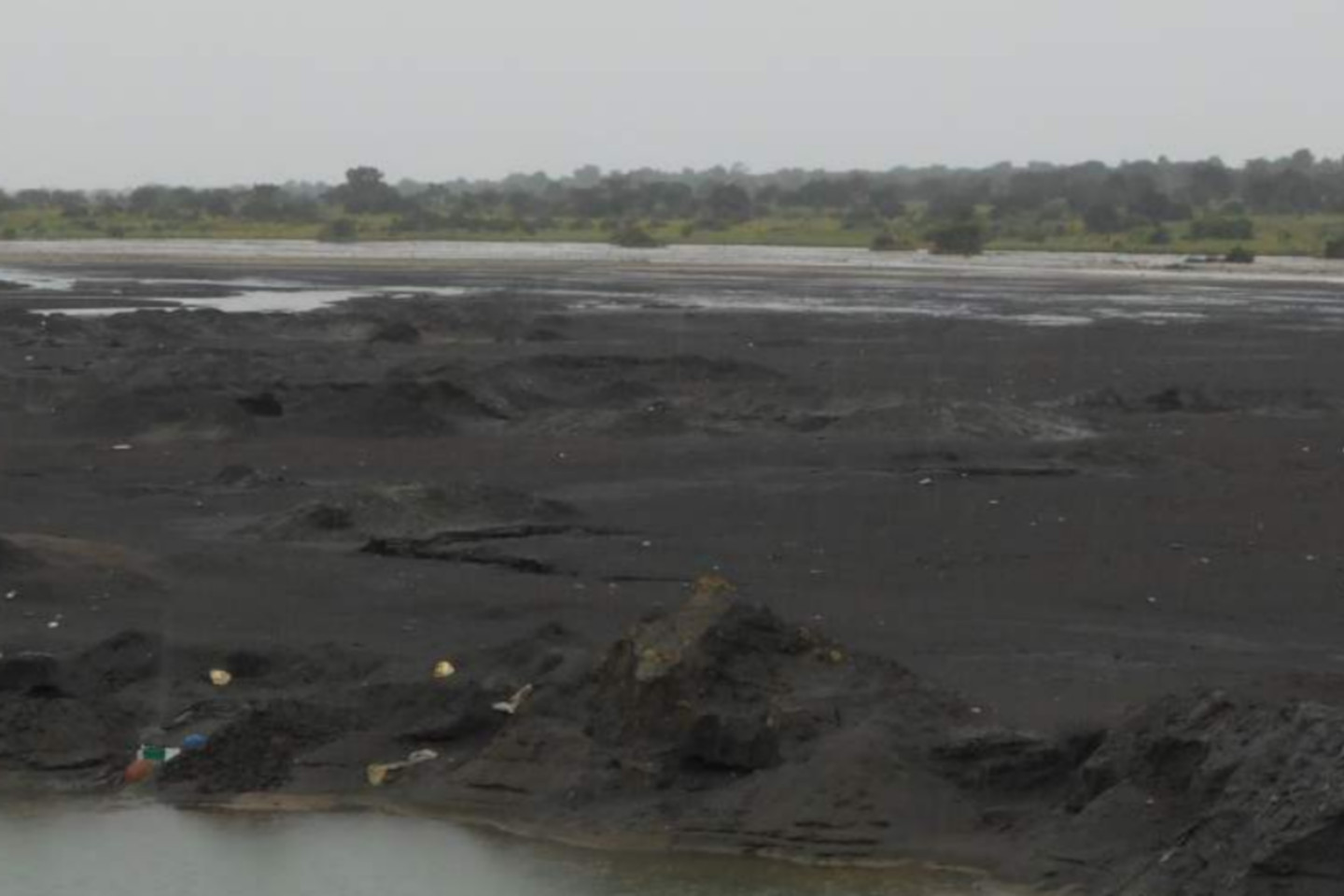 Cape Lambert in halt ahead of Congo project update