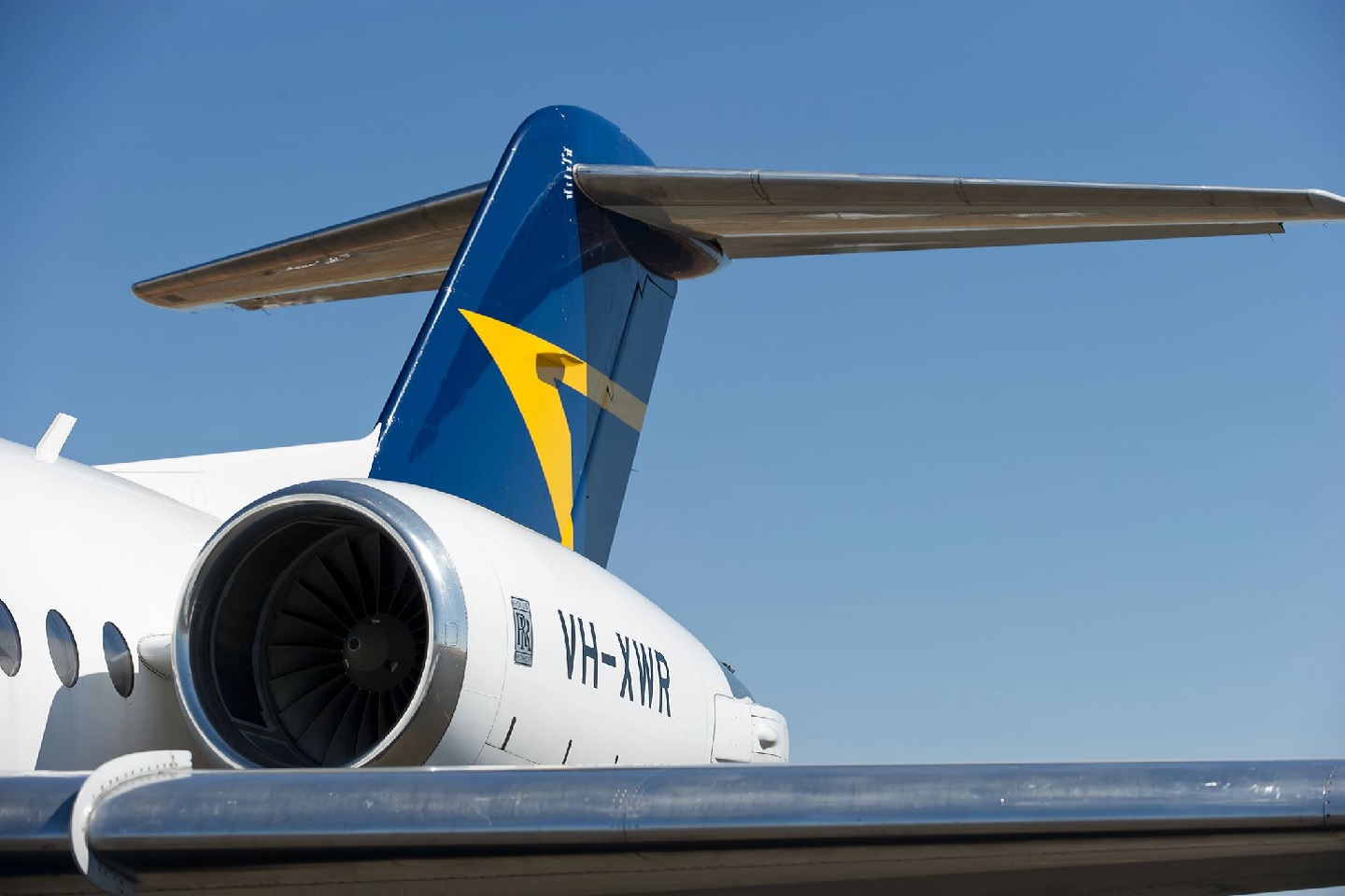 Qantas buys $60m stake in Alliance charter