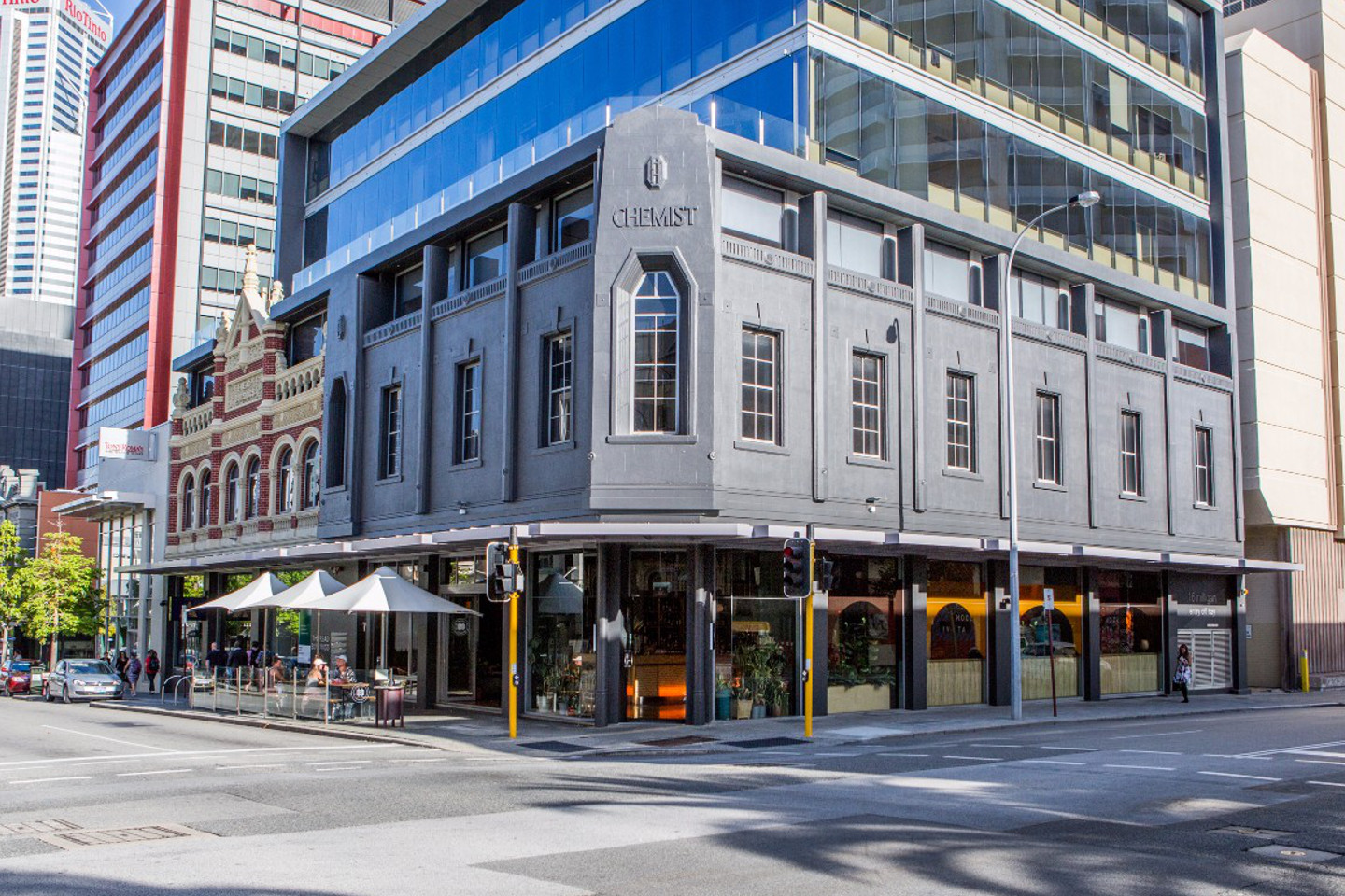 Liquidation battle for Mad Dogs