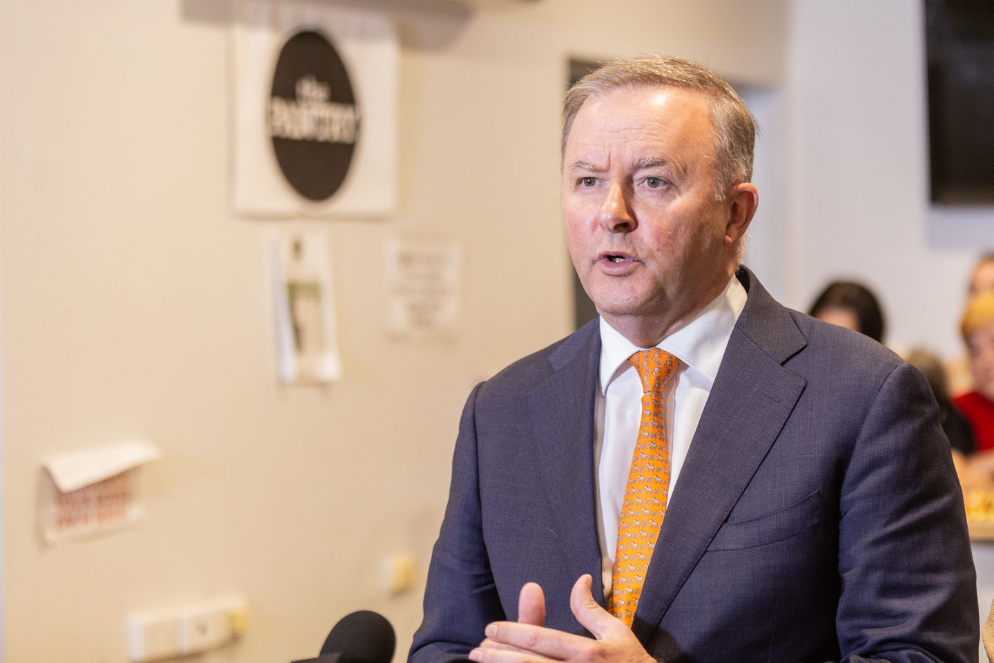 Labor airs ventilation strategy