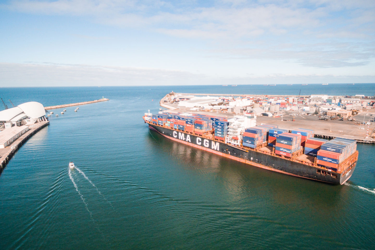 State pushing on with new port