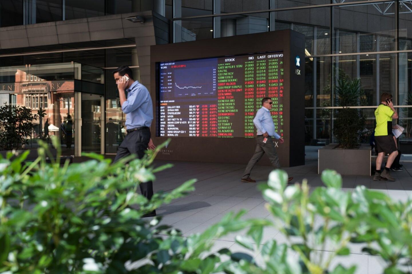 Aust shares rise on stronger than expected jobs report