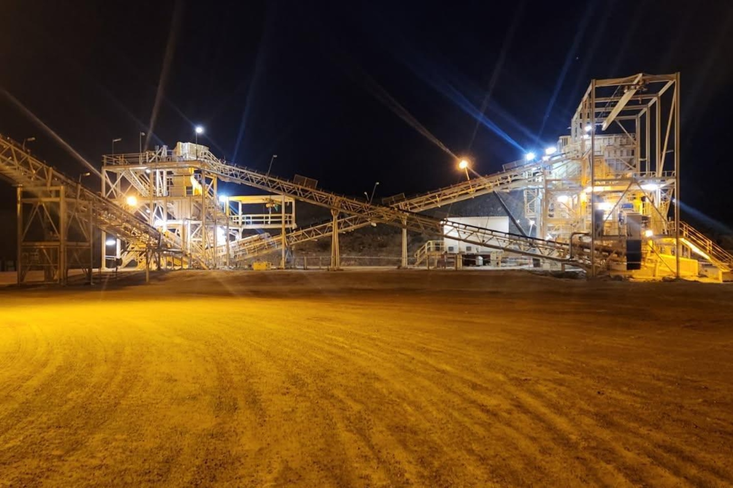 MEEKA MEK MURCHISON PLANT Au