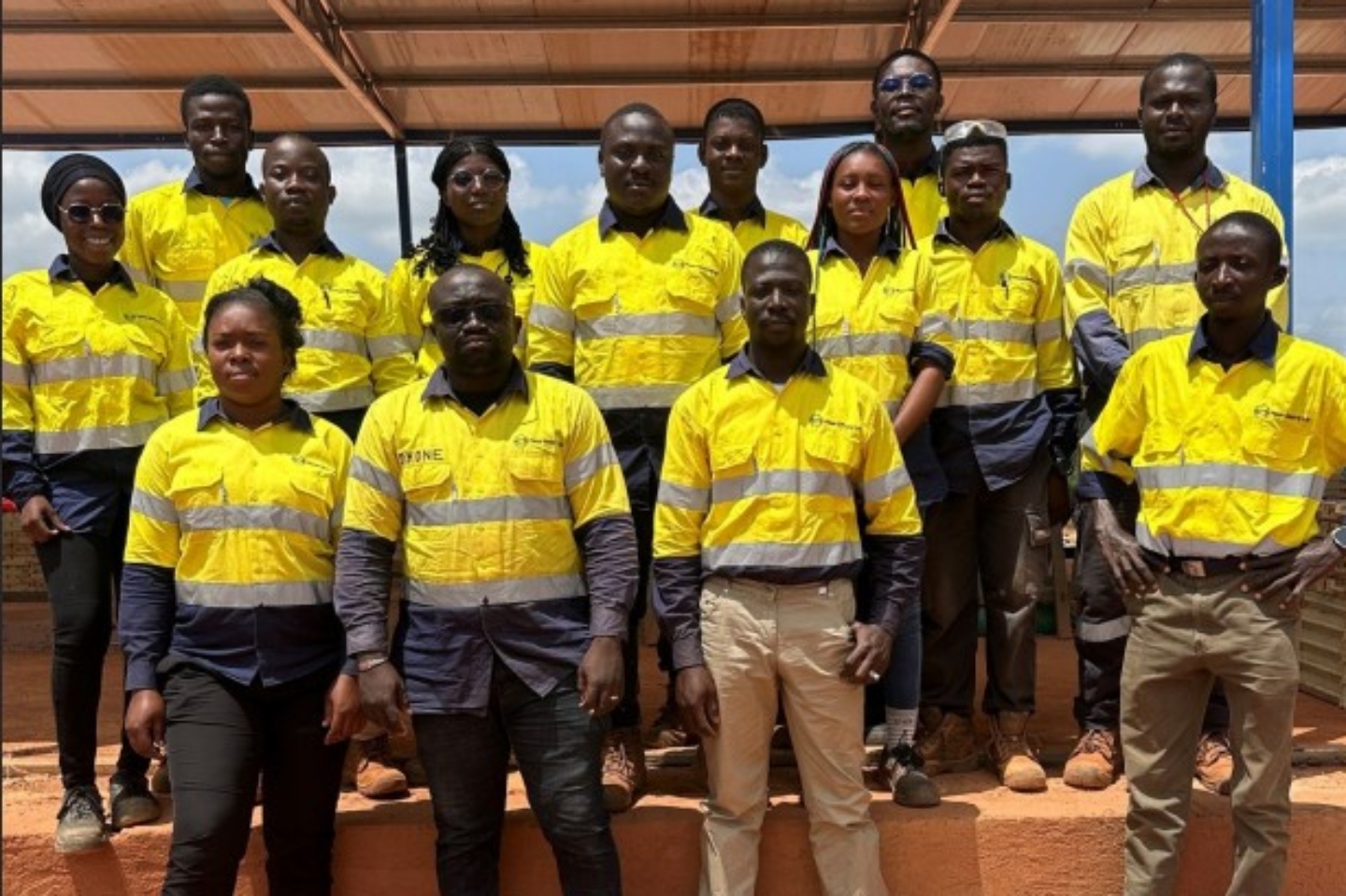 AURUM AUE BOUNDIALI Au BNBWA