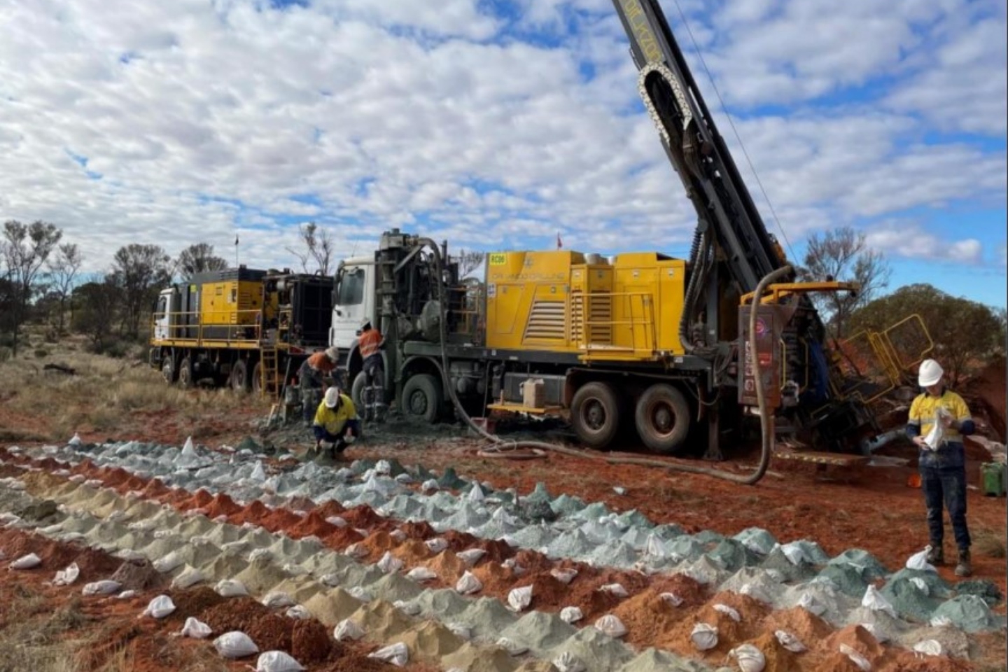 BMG RC DRILL RIG AT ABERCROMBY BULLSNBEARS 1440 x 960
