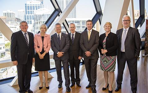 Hunt to chair resources research centre