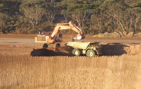 Ramelius taps investors