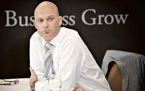 Pacific Energy MD resigns