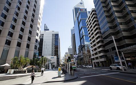 Commercial rents fall, vacancies up