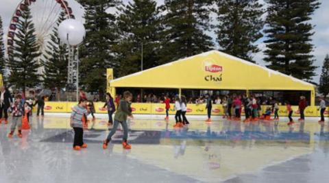 Ice rink to return to Freo's Esplanade