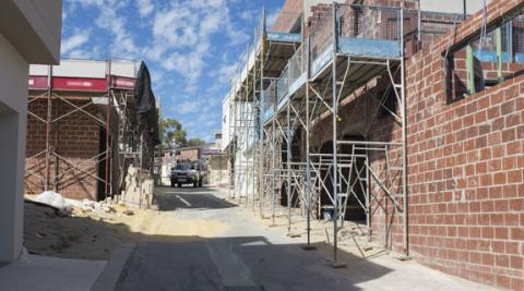 Housing construction continues to contract