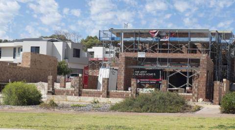 Loans show cooling in new housing