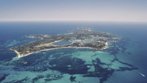 Govt moves on Rotto resort plan