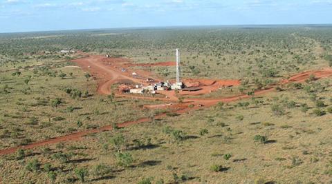 Metalicity gets down to business