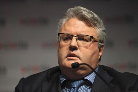 Ducks line up for outer harbour