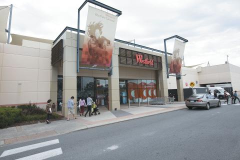 Westfield agrees to $US25bn takeover