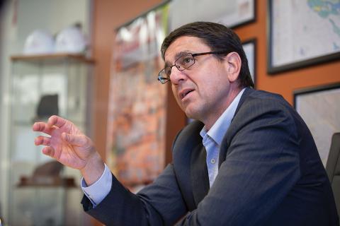 BCI and Sinosteel in MOU