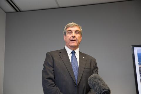 Deeks chosen to boost WA trade