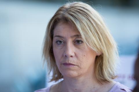 Who can’t handle the truth?