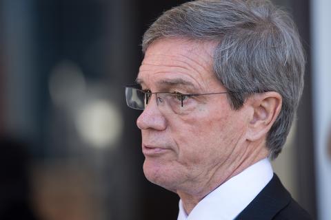 Liberal move divides party