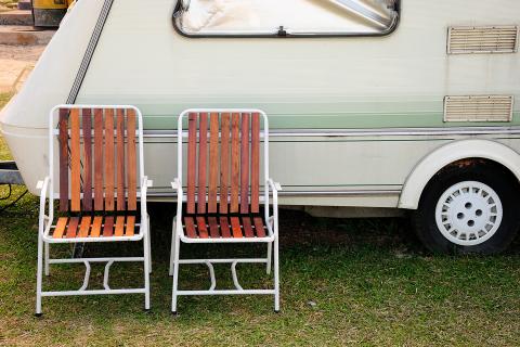 Money managers face trust deficit