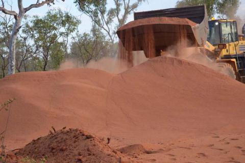 Sheffield signs Derby port agreement