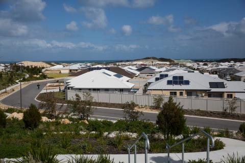 Perth house prices continue to fall