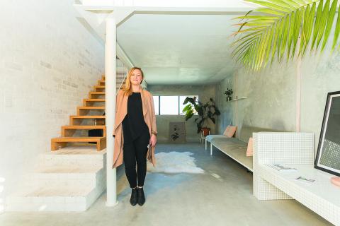 Big raps on micro-house