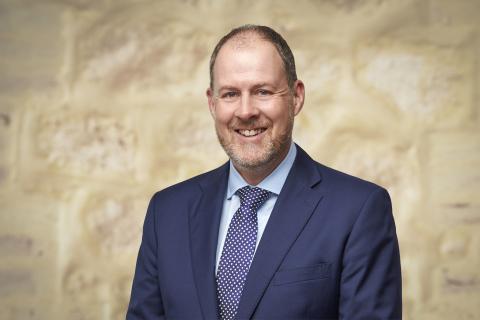 Groves to exit Reiwa