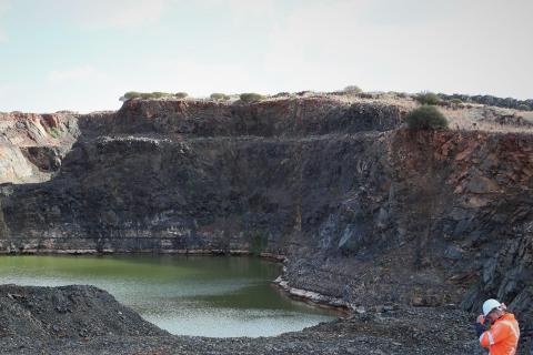 More spectacular gold hits for Bellevue