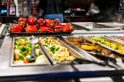 Keeping costs down and quality up: how to maintain food service excellence in your facility