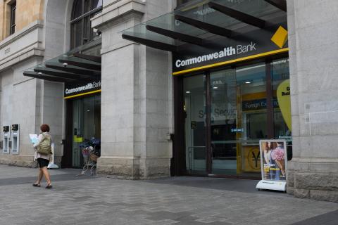 CBA changes tack and signs up to Apple Pay