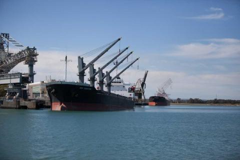 Lewis to lead Southern Ports