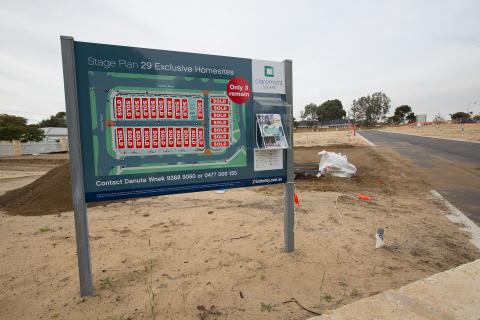 Residential building approvals rise in WA