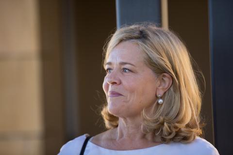 Black Swan revises leadership plan