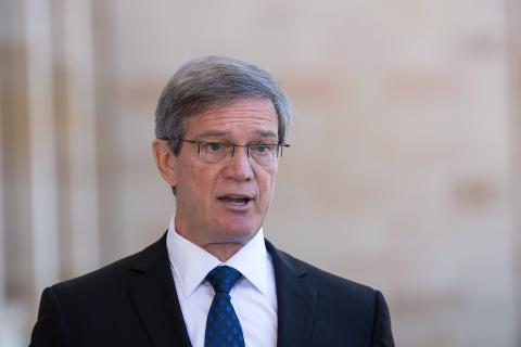 Mike Nahan resigns as Liberal leader
