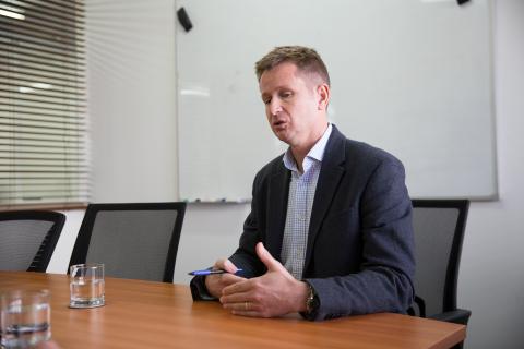 Lithium glut hits miners