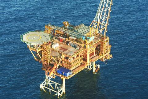 Unions ready for offshore fight