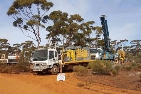 Anglo spruiks open cut gold potential at Mandilla East