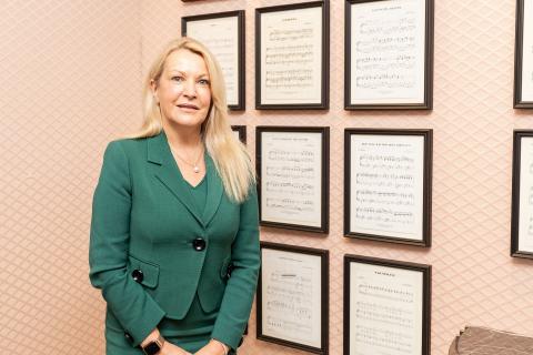 Women CFOs increase as chief executives drop