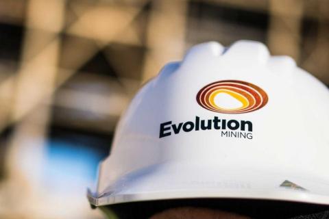 Evolution to buy Canadian gold mine