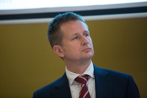 Police investigate mine site death