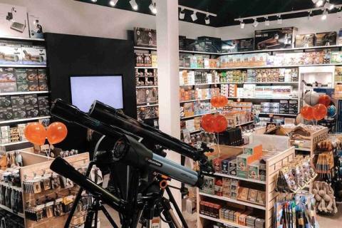 Curious Planet chain to close stores