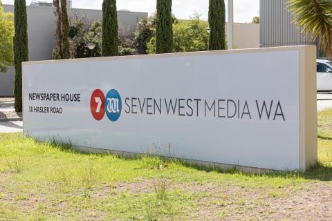 Delayed decisions can cost