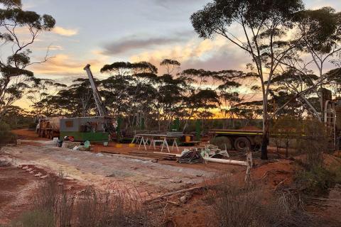 Anglo back on site at Mandilla