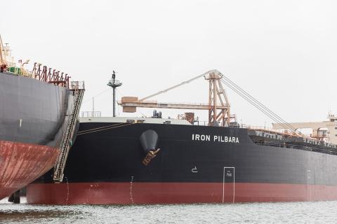 New China rules unsettle iron ore stocks