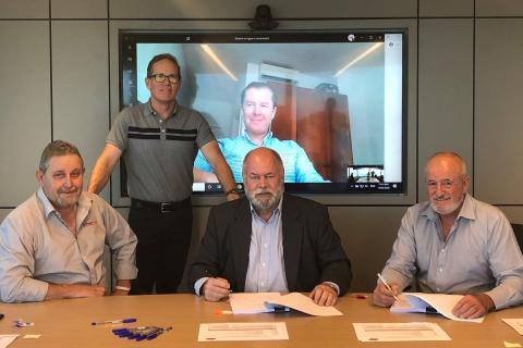 Viburnum buys into Cranecorp