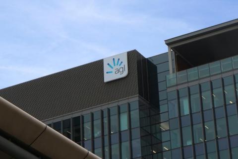 AGL to buy online power provider Click
