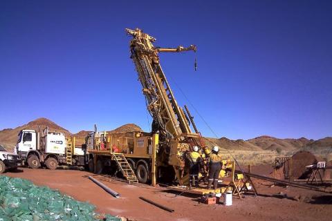Coziron scores high-grade gold hit at Pilbara project